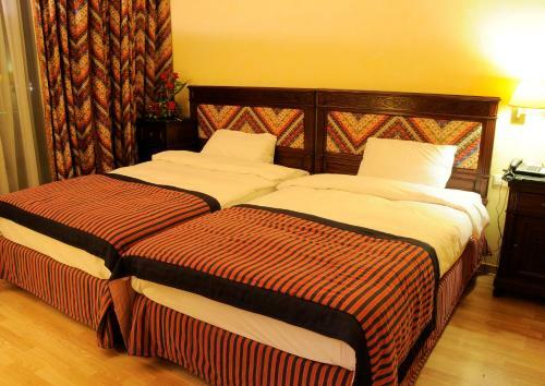Warwick Palm Beach Hotel