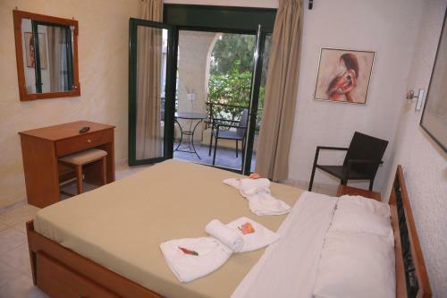 Comfortable Central Apartment For 4