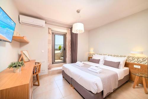 Acrothea Villa