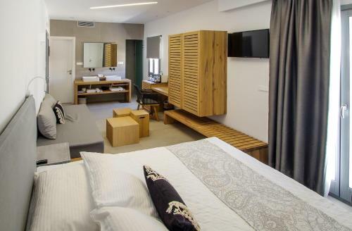 Hotel Oro Suites