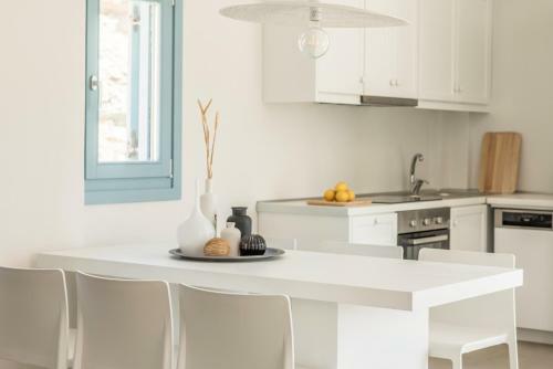 Eneos Kythnos Beach Villas-executive And Premium Villas