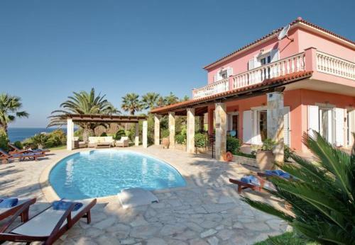 Kleismata Villa Sleeps 7 With Pool And Air Con