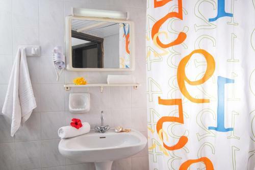 Charming Apartment With View To The Aegean Sea