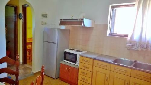 Nefeli House