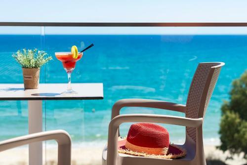 Hotel Acron Suites