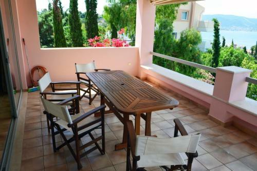 Villa Pink House With Panoramic View To Porto Rafti