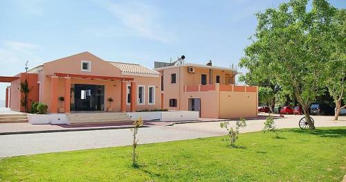 Remenzo Hotel