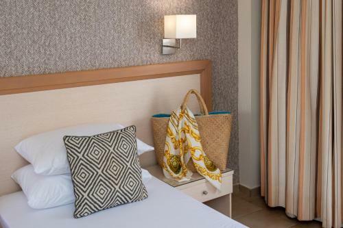 Dedalos Hotel