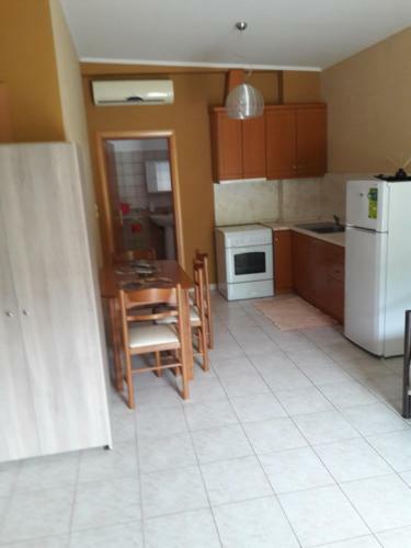 Elysee Apartments