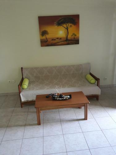 Elysee Apartments