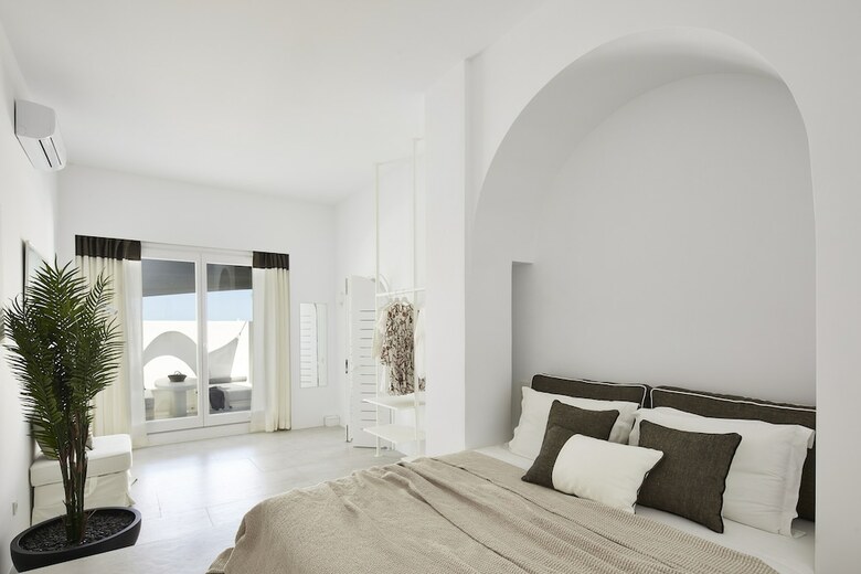Villa Le Blanc Nest Santorini - Family / Couples Luxury House