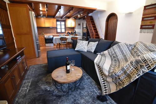 Cycladic Apartment