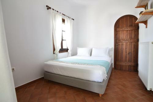 Cycladic Apartment