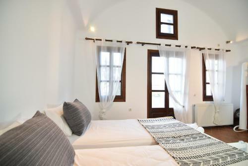 Cycladic Apartment