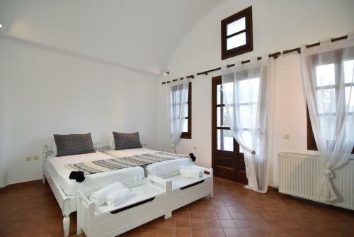 Cycladic Apartment