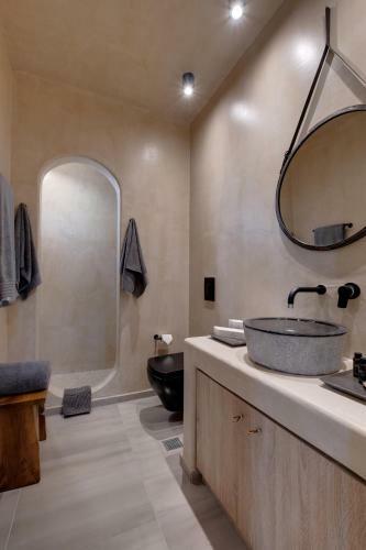 Milestone Villas