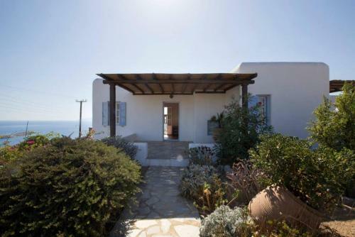 Mykonos Psarrou Villas For 18 People