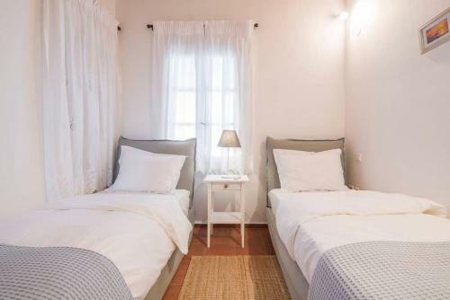 Mykonos Psarrou Villas For 18 People