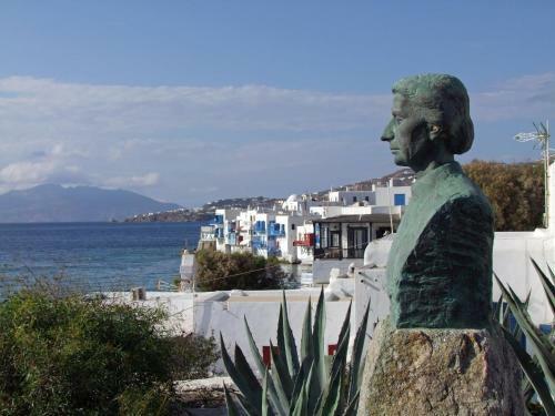 Villa Mykonos Bible 20