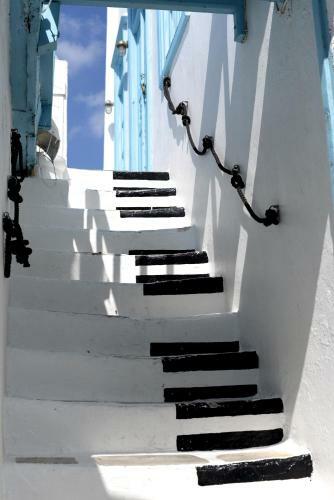 Villa Mykonos Bible 20