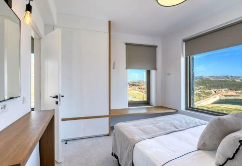 Hotel Panormos Bay Suites