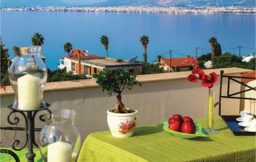 Four-bedroom Holiday Home In Mikra Mantineia