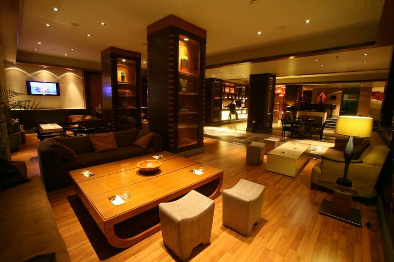 Le Commodore Hotel