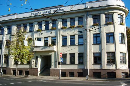 Top Apartment