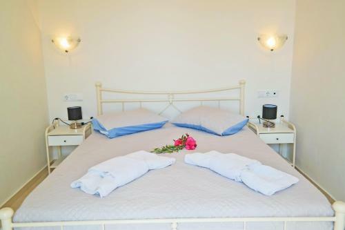 Three Brothers Hotel