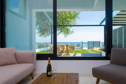 Hostal Thea Suites