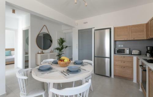 Naxos Infinity Villa And Suites