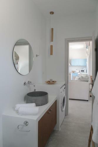 Naxos Infinity Villa And Suites