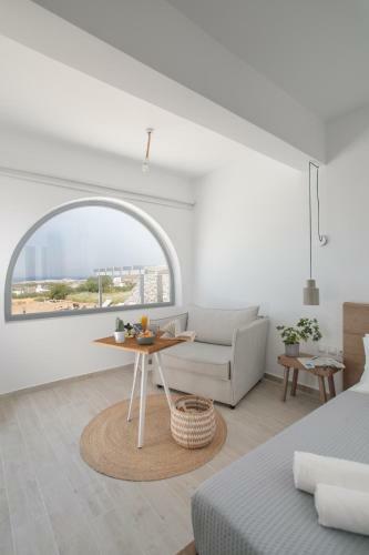 Naxos Infinity Villa And Suites