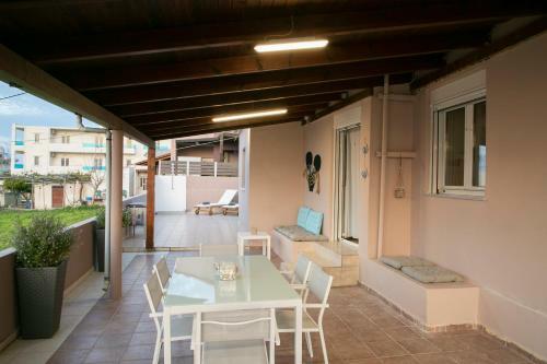 Nikiforos Cottage