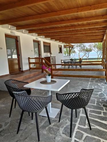 Komitsa Luxury Apartments