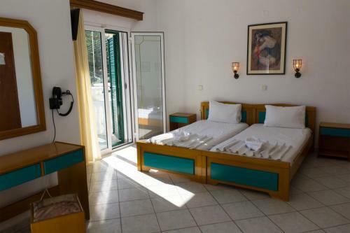 Hostal Aliki Studios