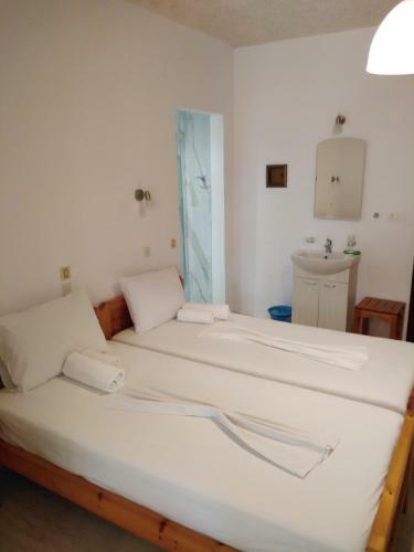 ?otel Della