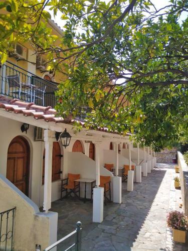 ?otel Della