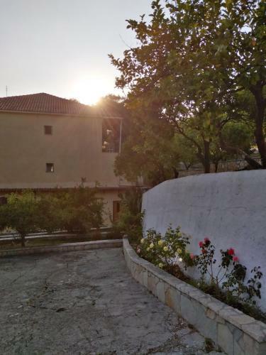 ?otel Della