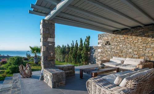 Luxury Paros Villa Superior Villa Private Pool Stunning Interior 7 Bdr Tserdakia