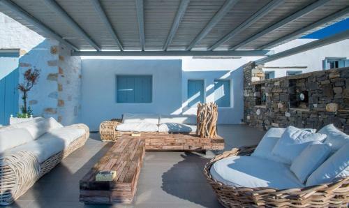 Luxury Paros Villa Superior Villa Private Pool Stunning Interior 7 Bdr Tserdakia