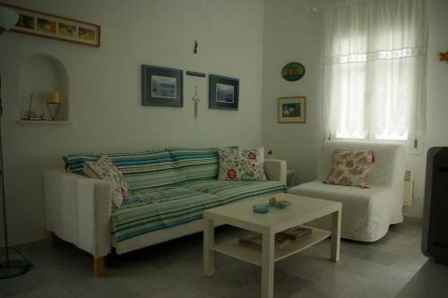 Fairy-tale Seafront Cycladic Home