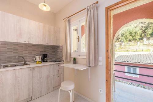 Apartamento Studios With Pool "adonis"