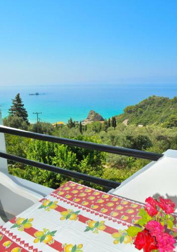 Apartamento Studios With Pool "adonis"