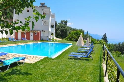 Apartamento Luxus Ferienwohnung In Pelekas Strand Mit Pool Adonis