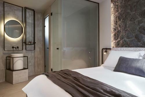 Hotel Apikia Santorini