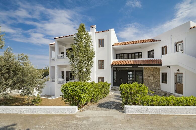 Lithos Hotel