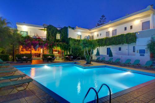 Spacious Apartment In Plakias
