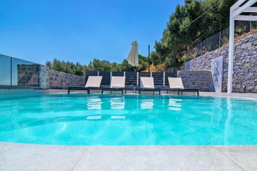 Villa Petasos