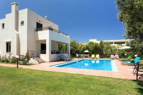 Pirgos Villas, With Optional Heated Pool